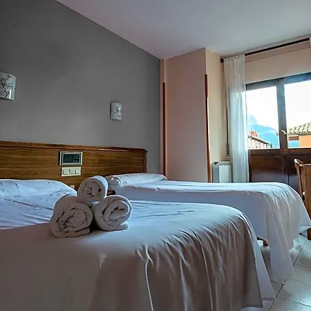 Hotel Ciudad De *