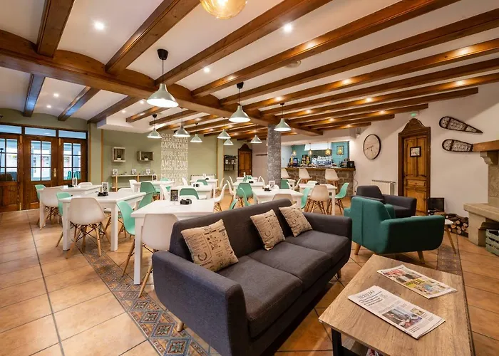 Ξενοδοχείο Ciudad De *